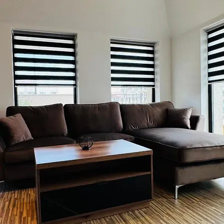 Vip 7 Sea View South Bay Apartmán